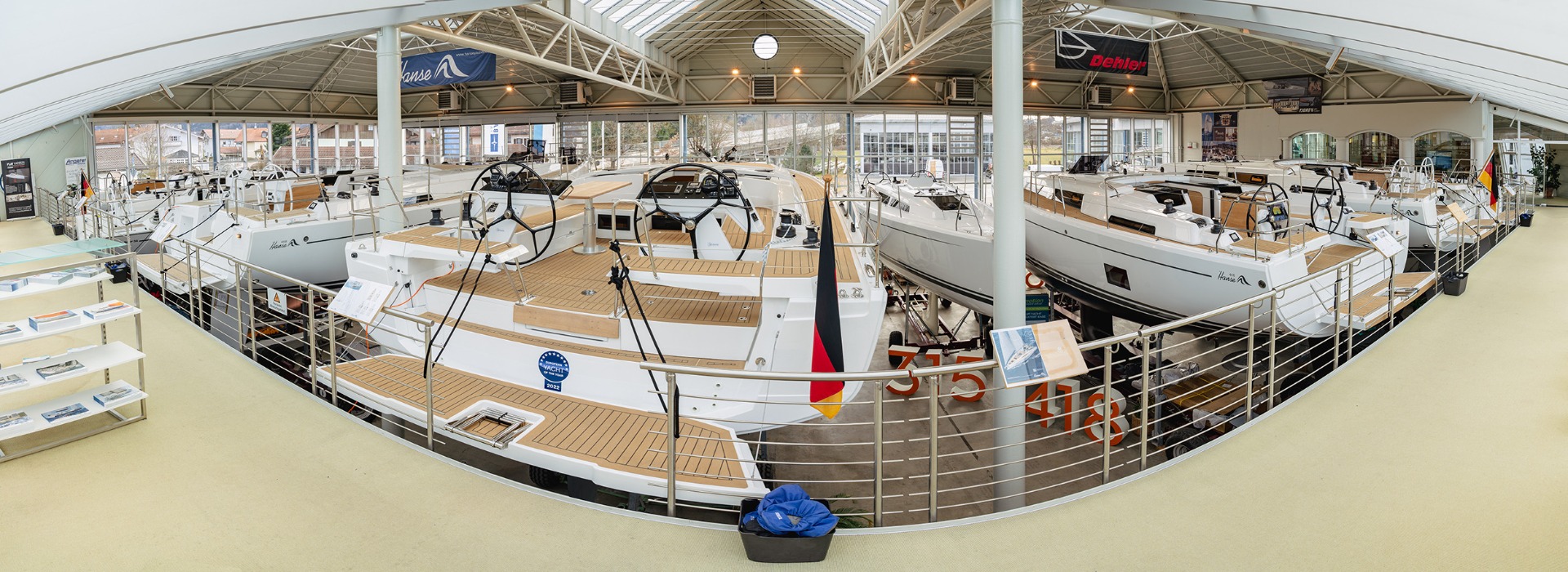 HVG Showroom: Verkauf von Hanse, Dehler und Moody Segelyachten im Yachtcentrum am Chiemsee. Verkauf von Sealine und Fjord Motoryachten. Verkauf von Privilège Luxus-Katamaranen.